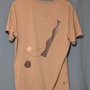 Lululemon Graphic T- Size medium